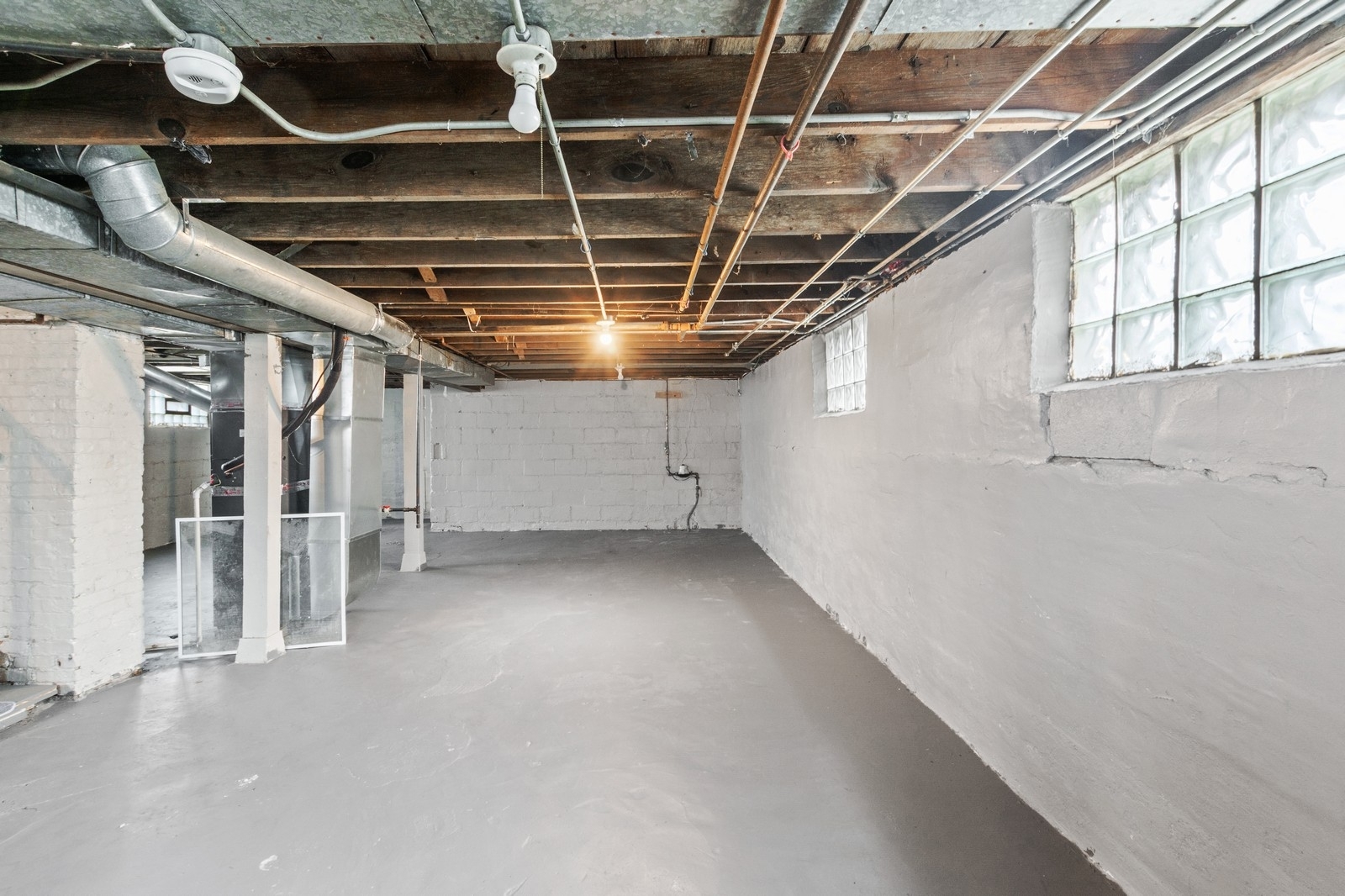 590 Price Avenue