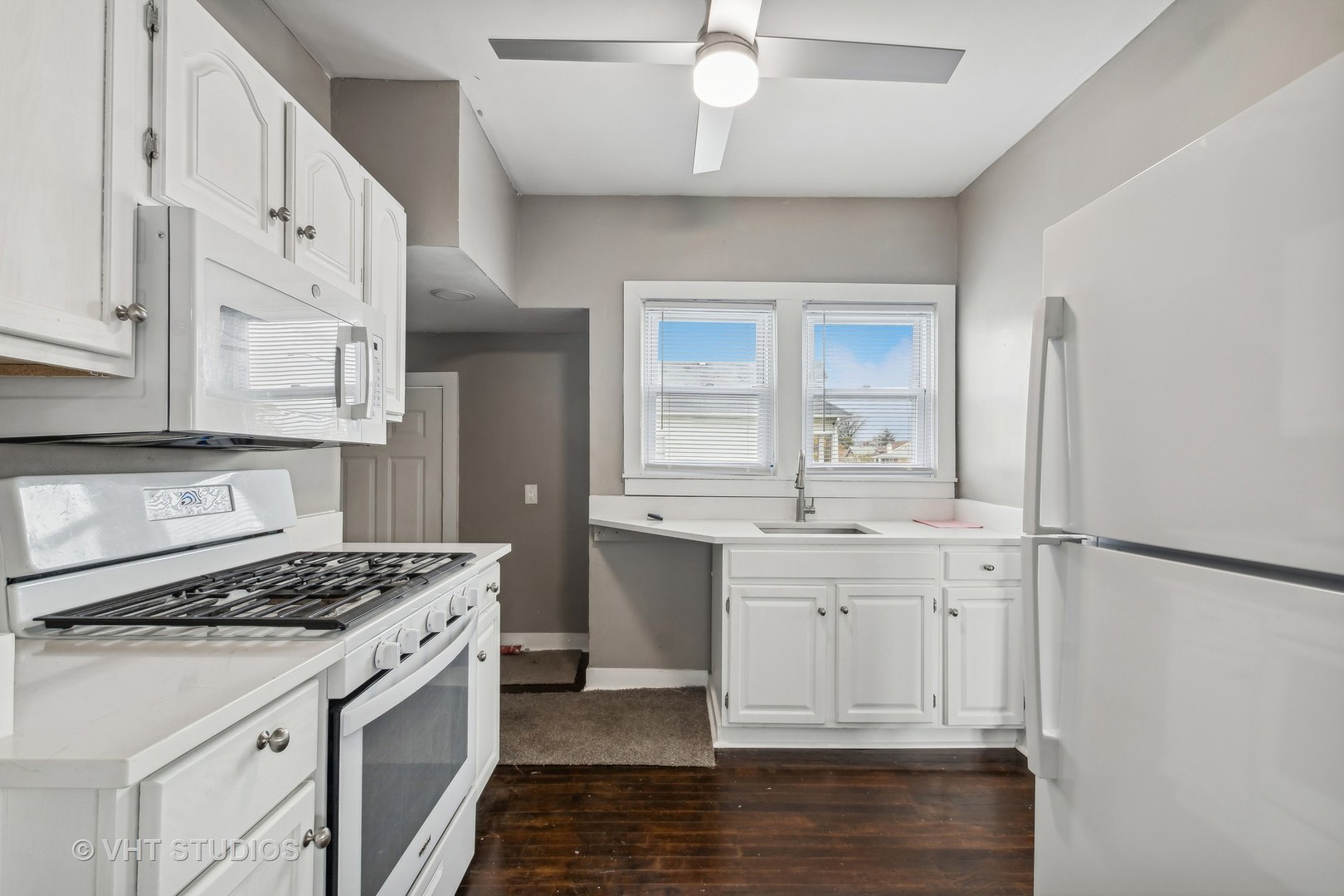 590 Price Avenue
