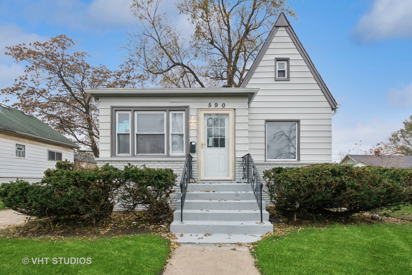590 Price Avenue