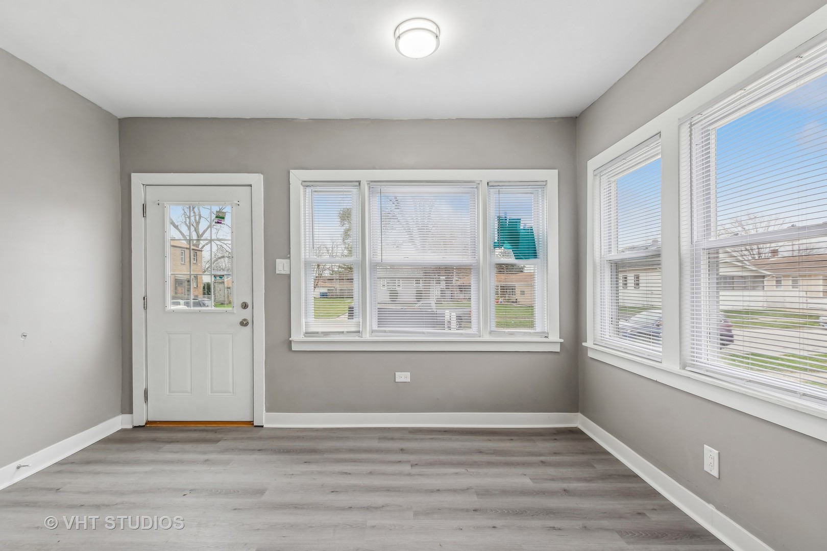 590 Price Avenue