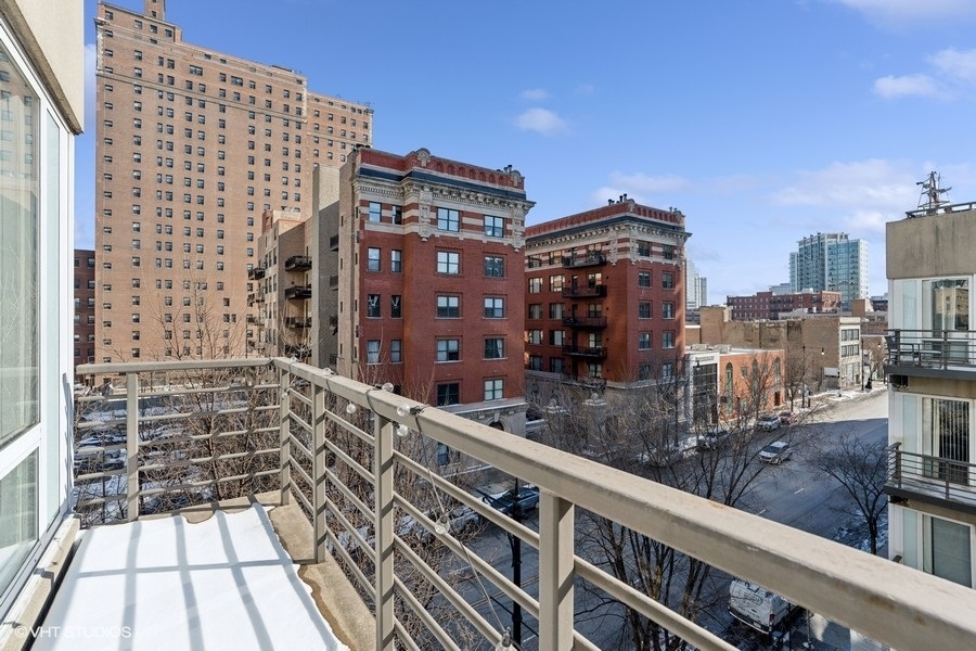 1430 S Michigan Avenue Unit: 504