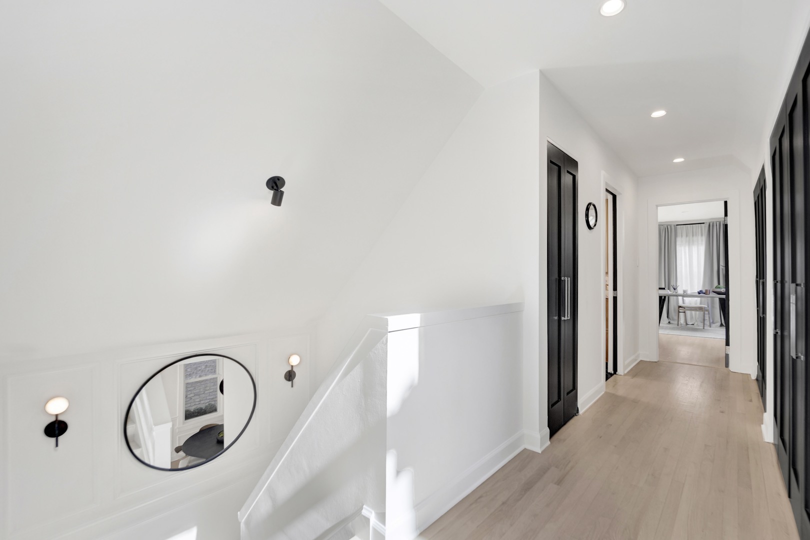 1932 N Honore Street