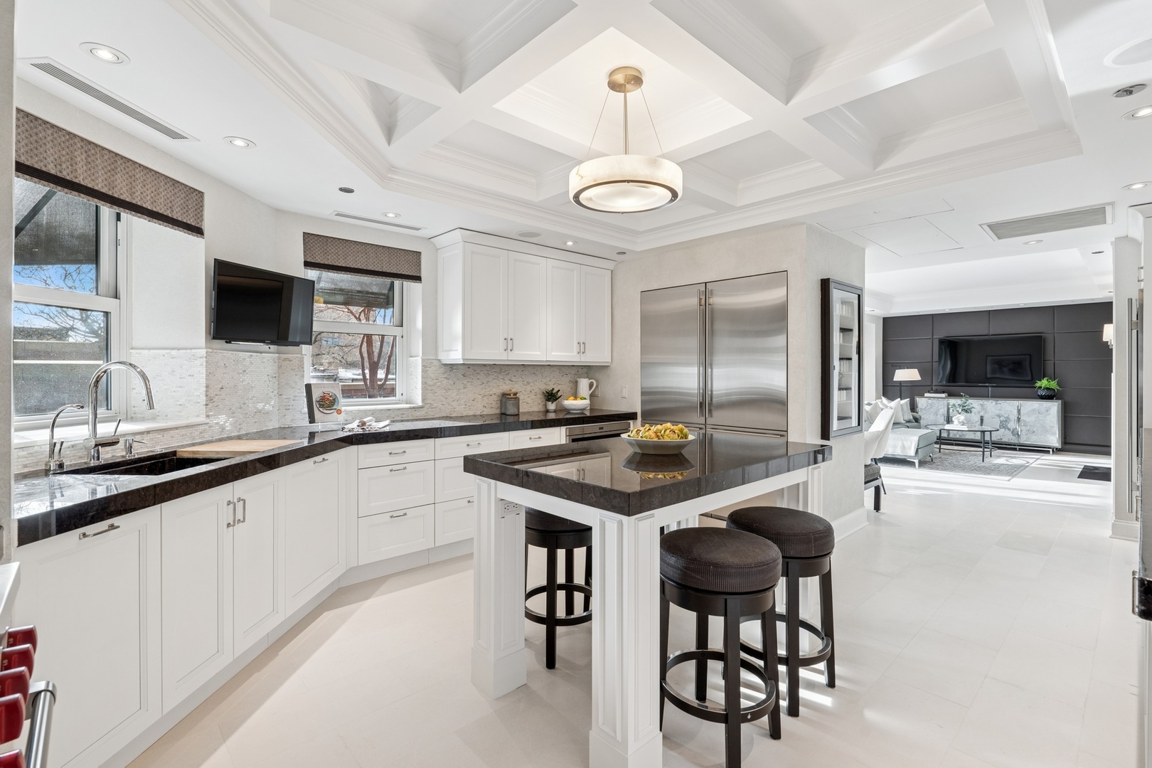2120 N Lincoln Park West Unit: 5-6