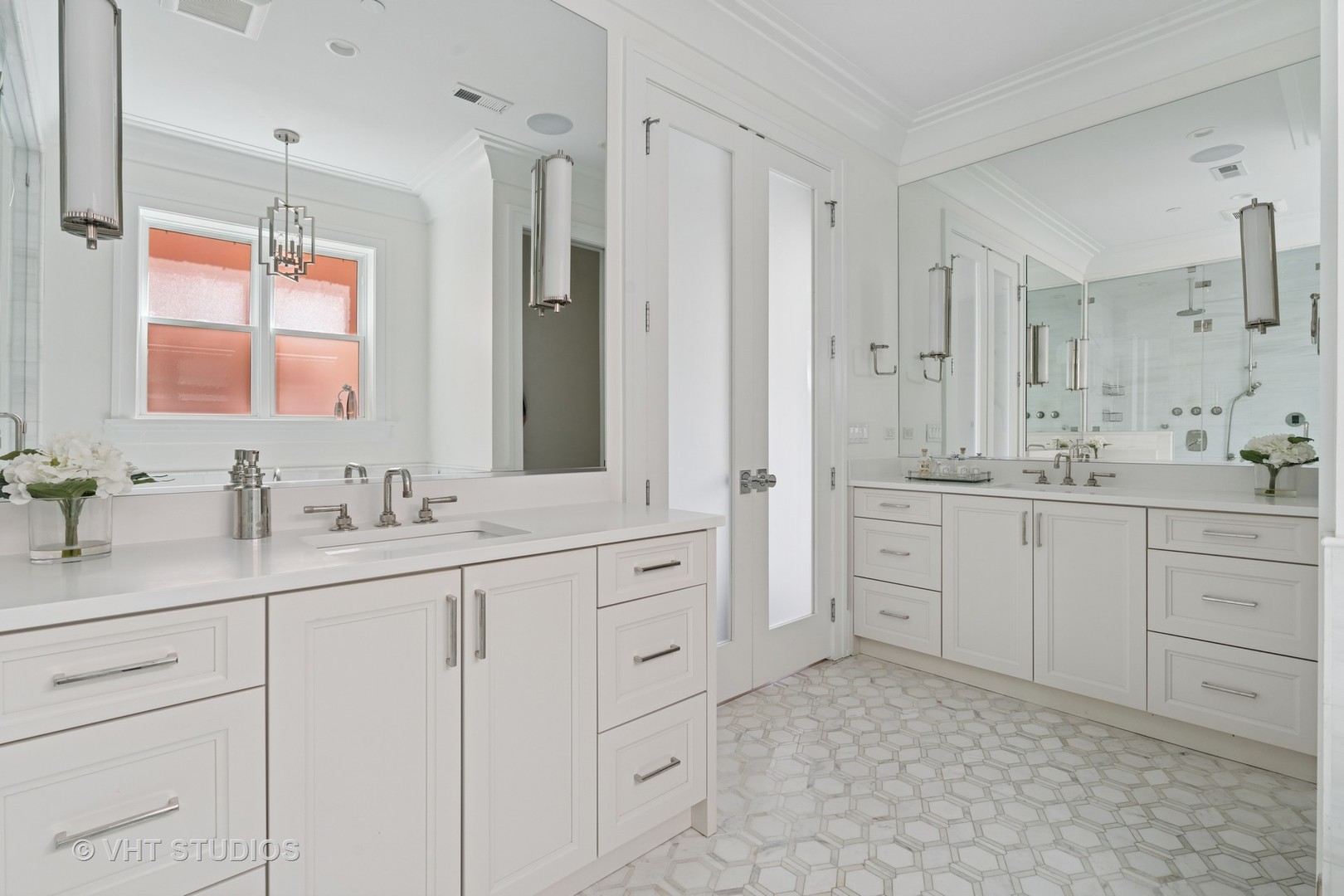 1963 N Dayton Street