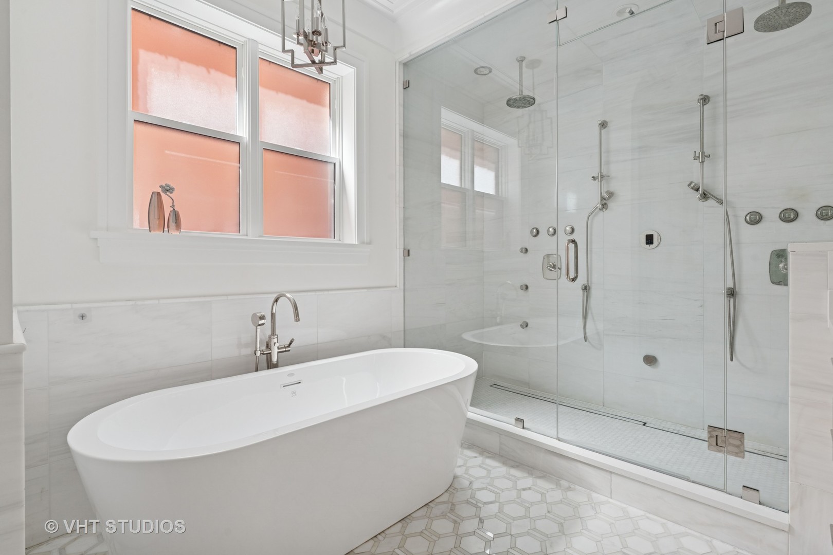 1963 N Dayton Street