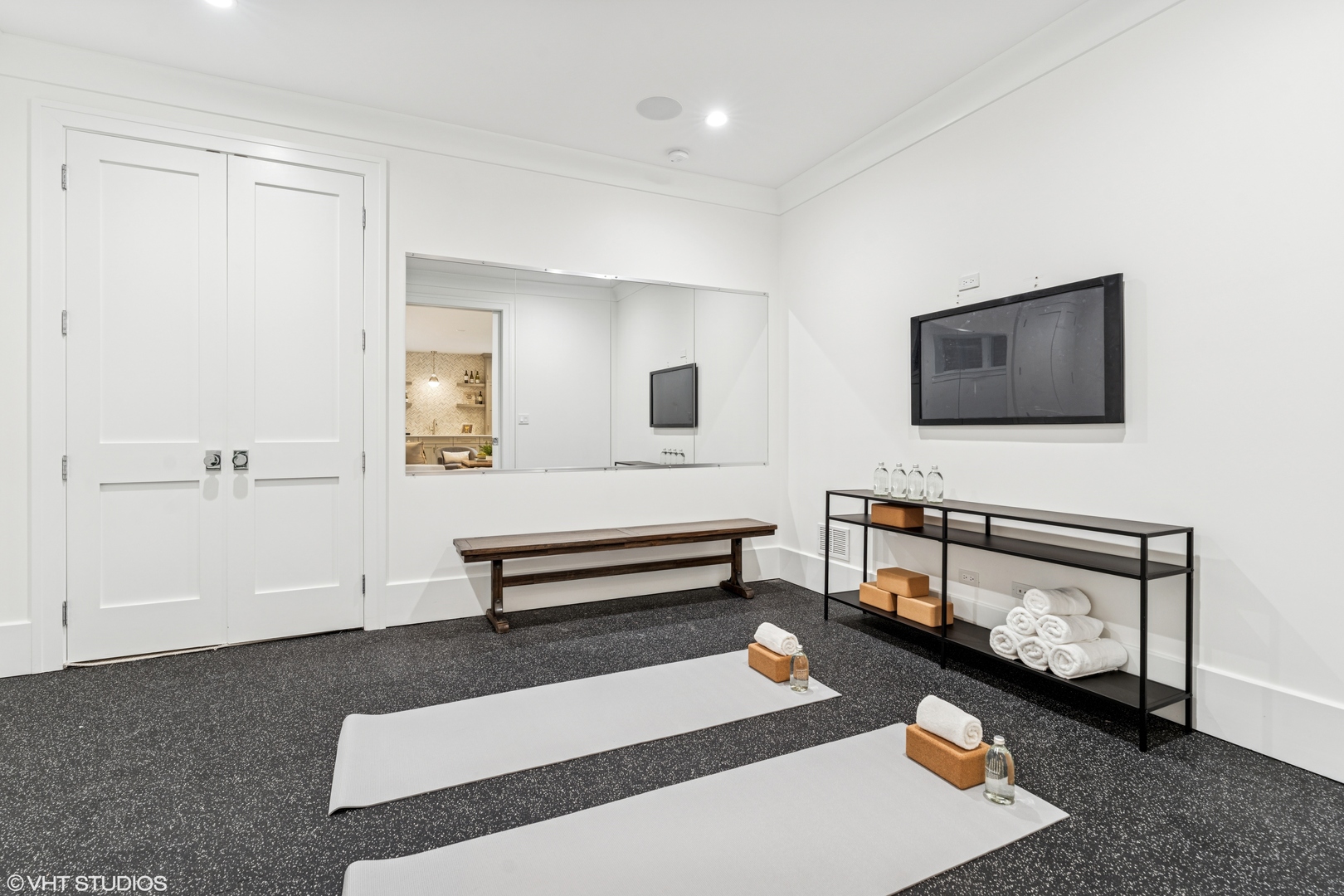 1963 N Dayton Street