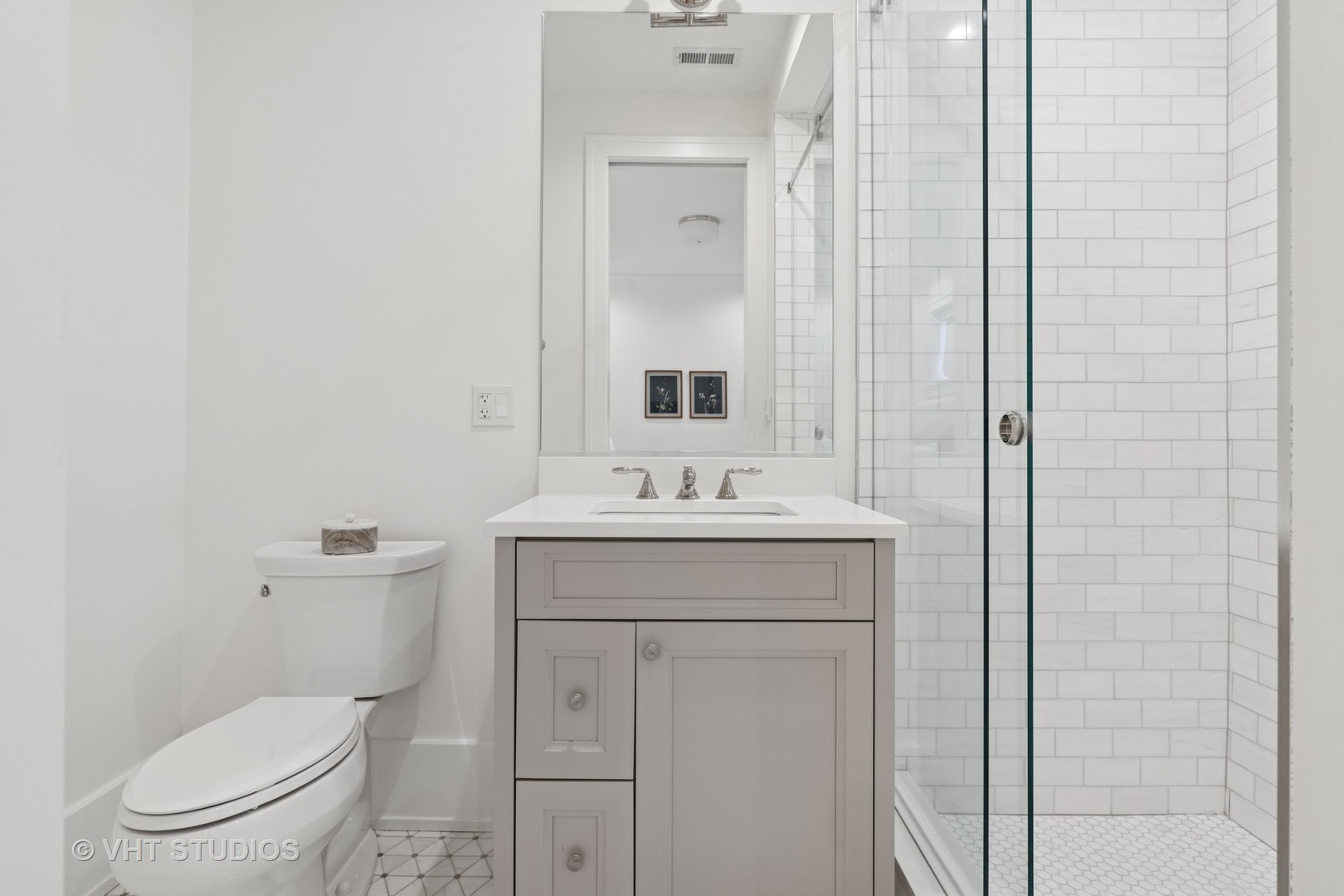 1963 N Dayton Street