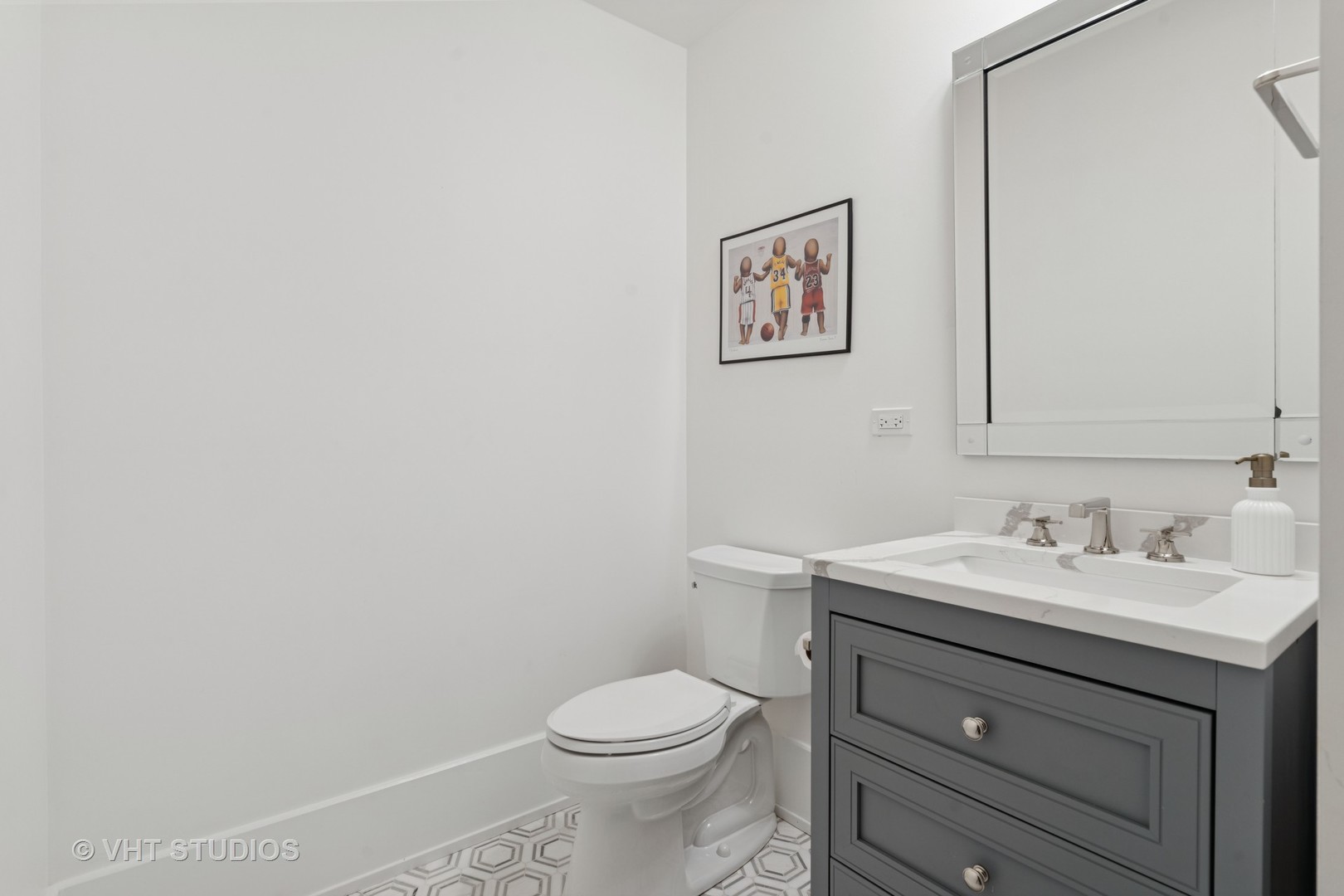 1963 N Dayton Street