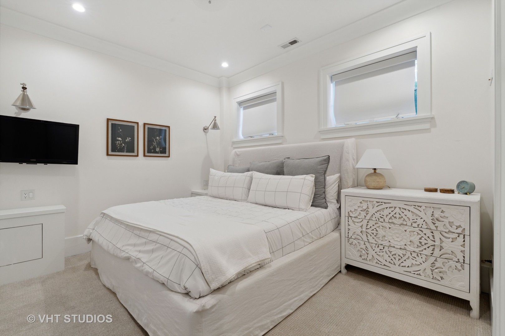 1963 N Dayton Street