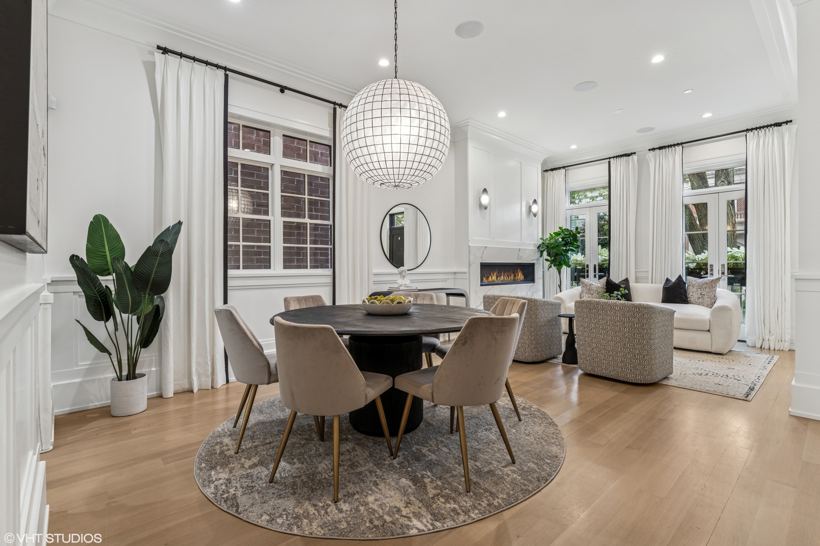 1963 N Dayton Street