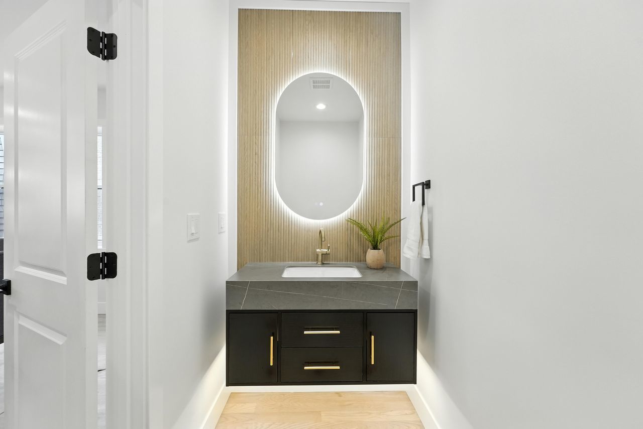 4630 N Kasson Avenue