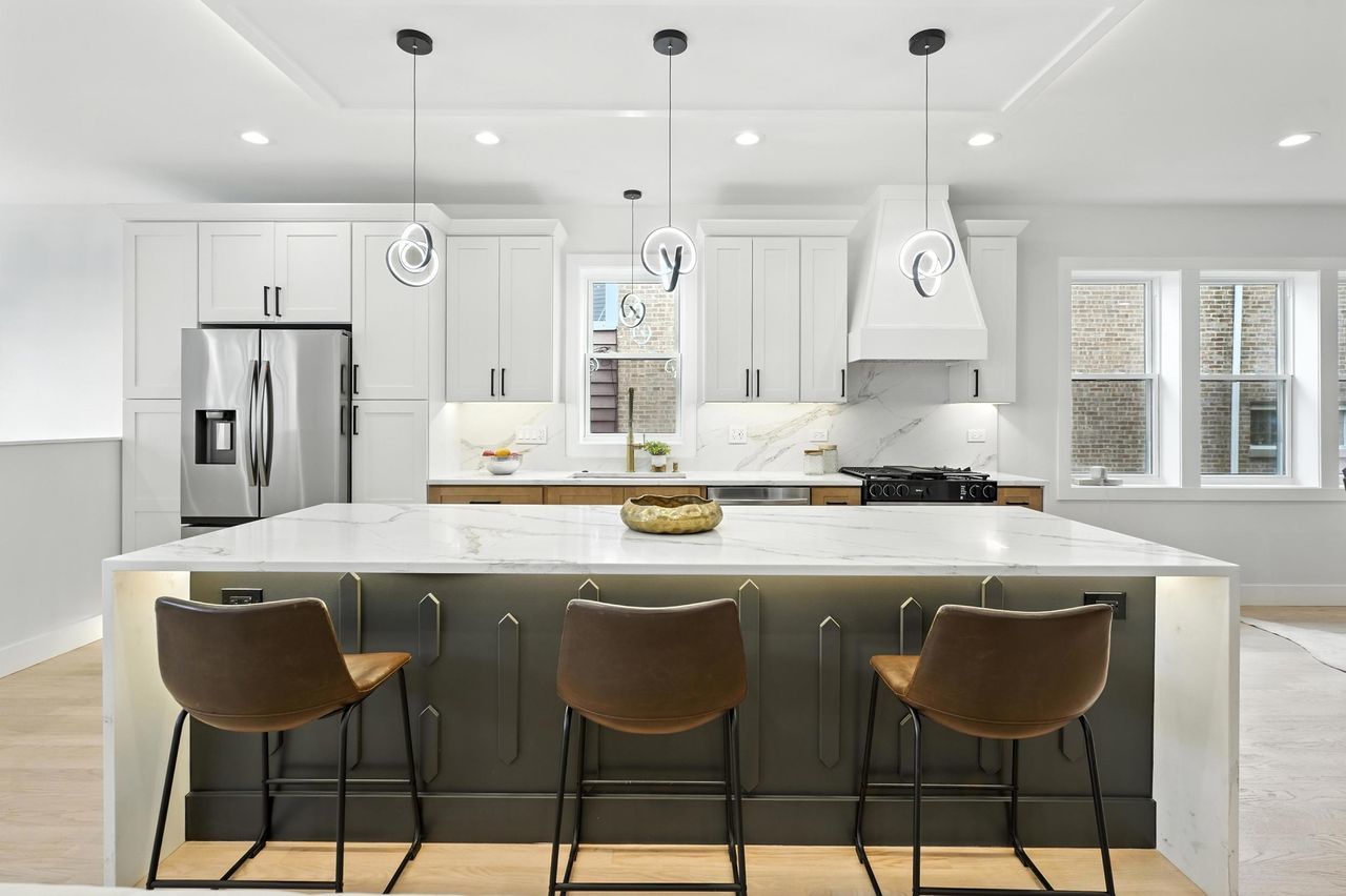 4630 N Kasson Avenue