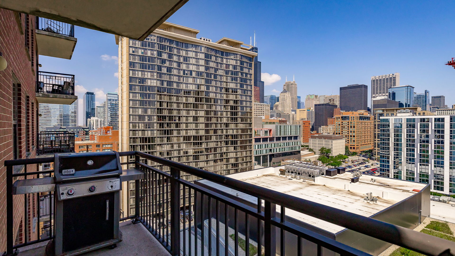 41 E 8th Street Unit: 1401