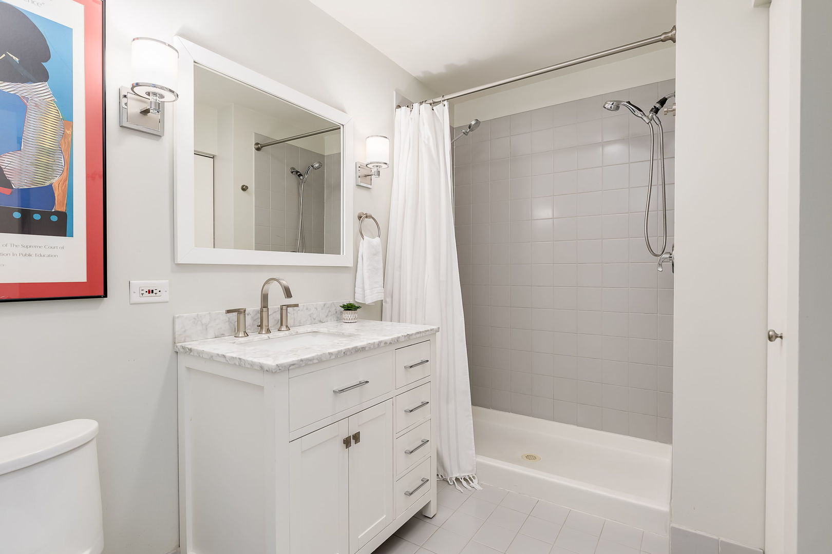 41 E 8th Street Unit: 1401