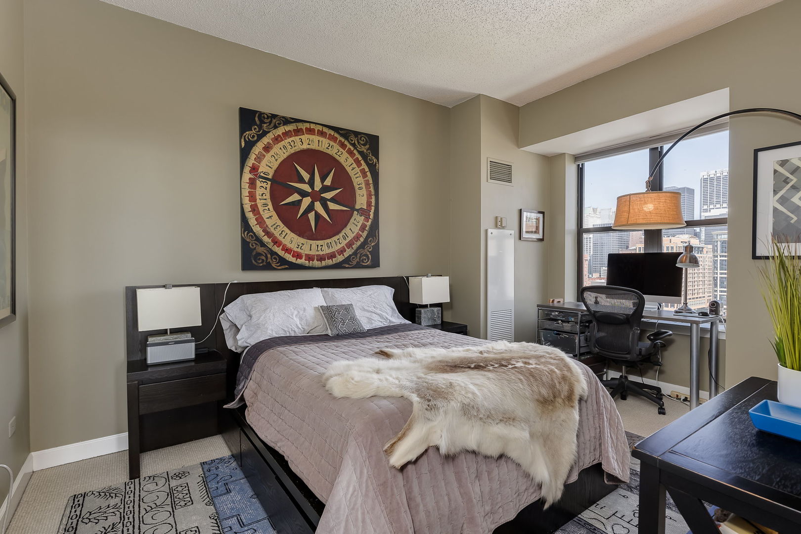 41 E 8th Street Unit: 1401