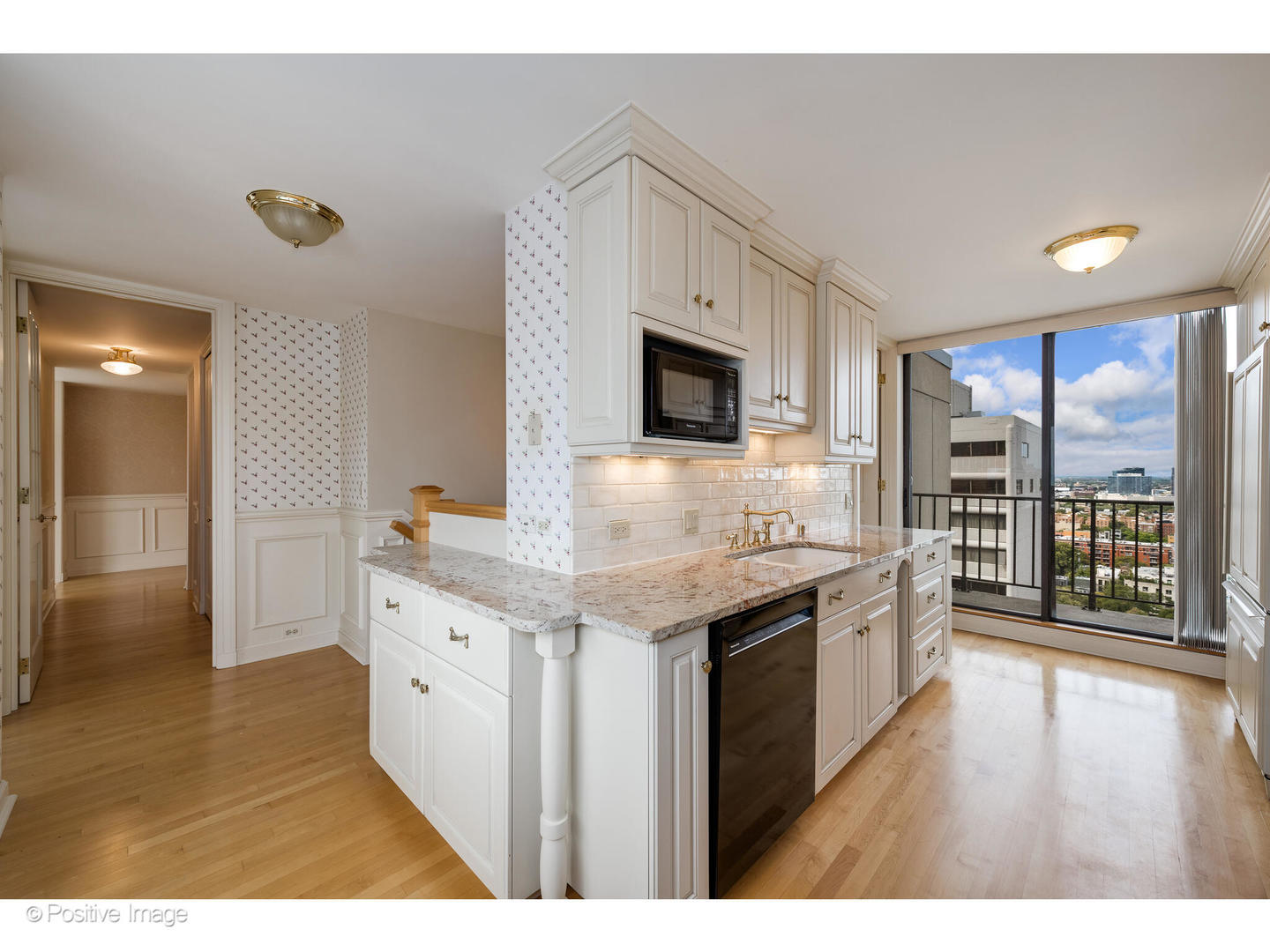 1410 N State, Unit 27A