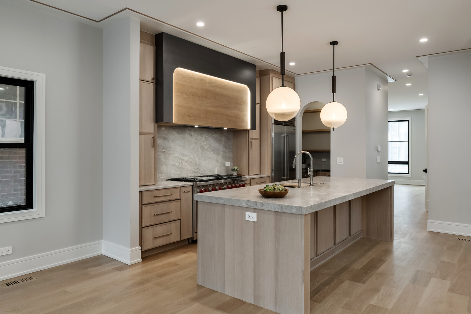 2034 N Racine Avenue Unit: 2