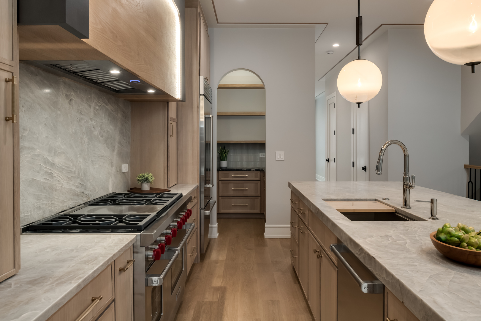 2034 N Racine Avenue Unit: 2