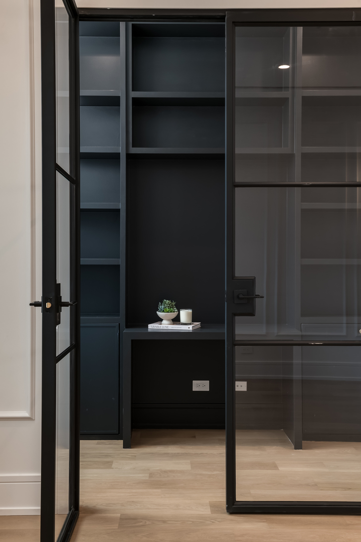 2034 N Racine Avenue Unit: 2