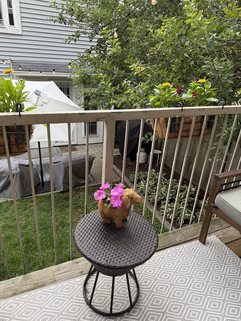 5142 N Leavitt, Unit 1