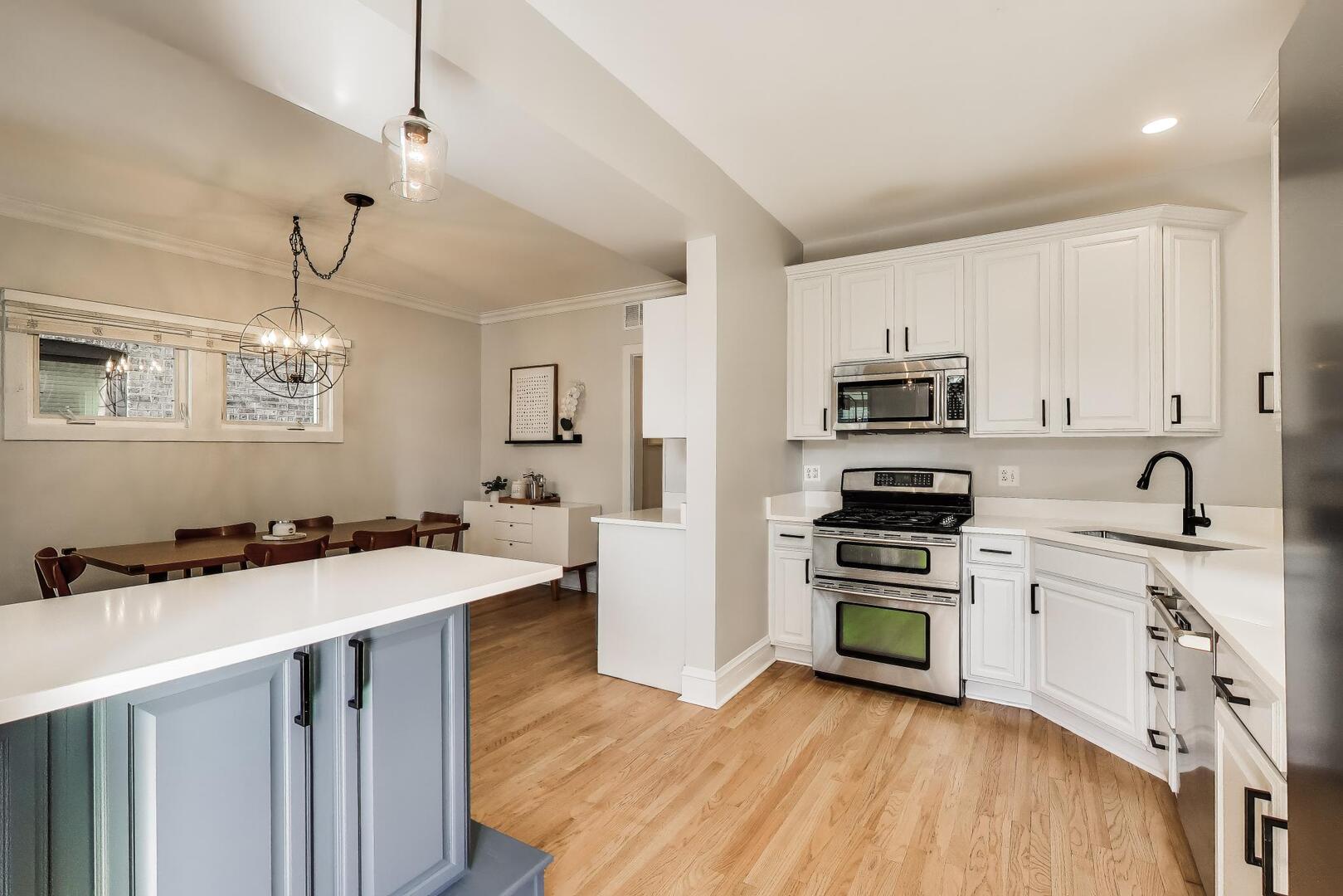 5142 N Leavitt, Unit 1