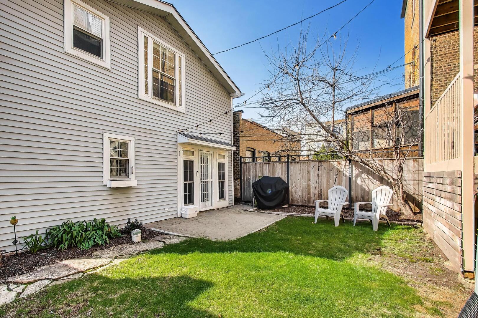 5142 N Leavitt, Unit 1