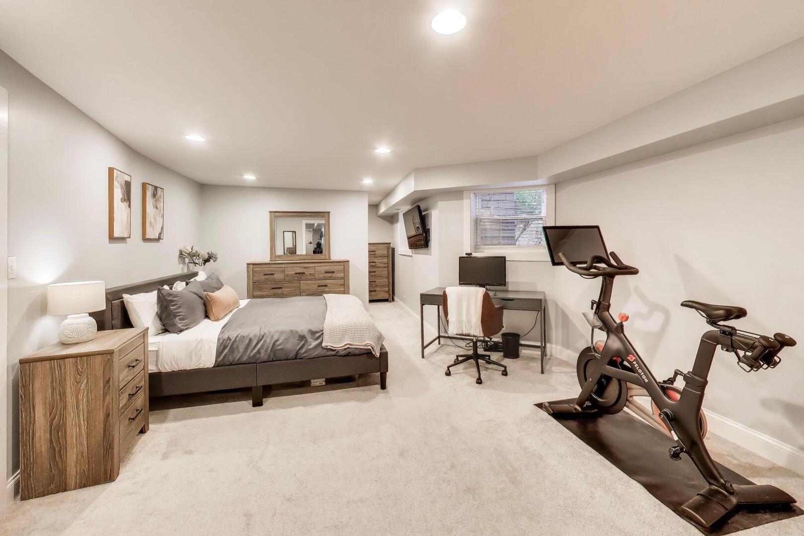 5142 N Leavitt, Unit 1