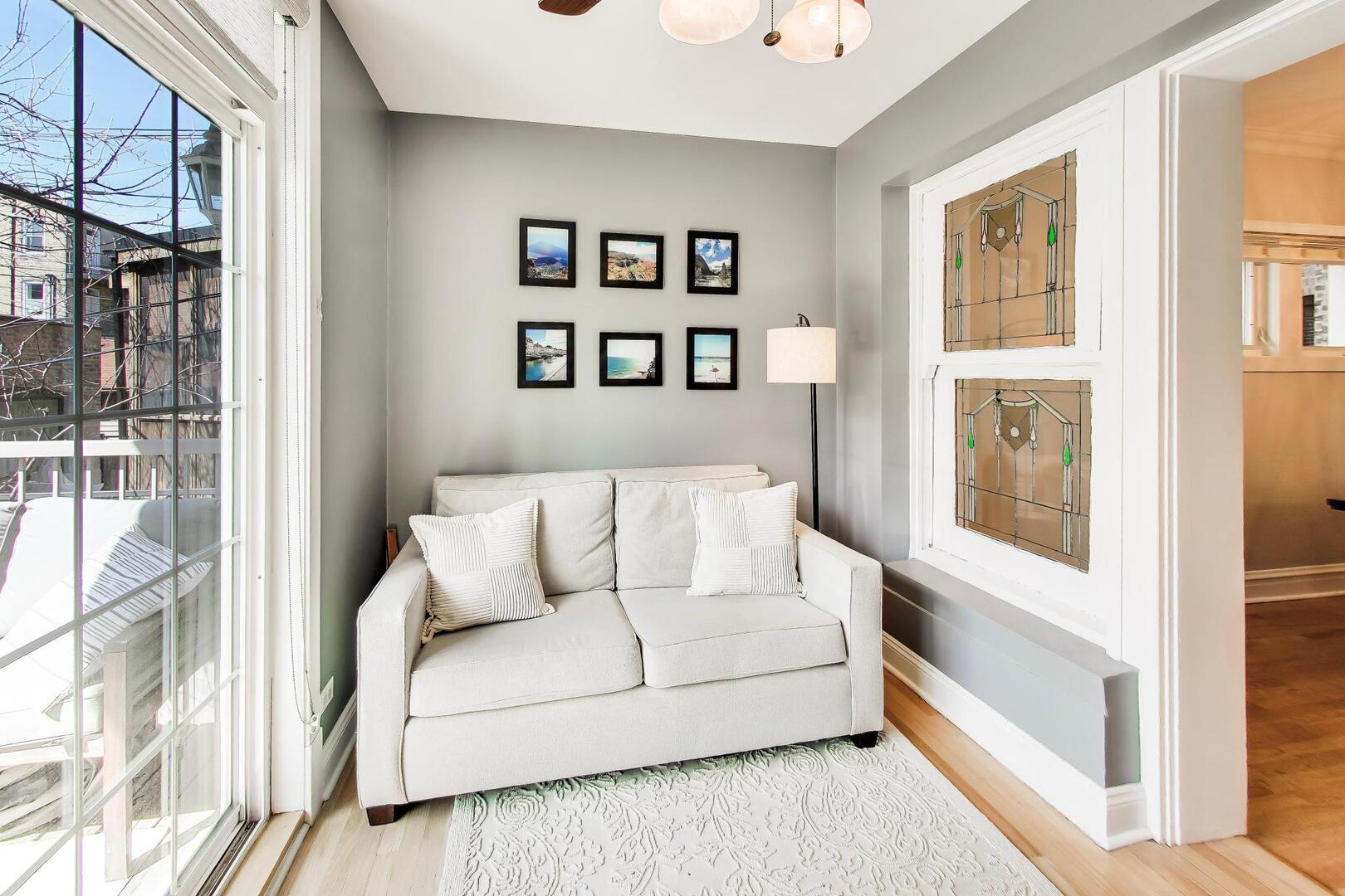5142 N Leavitt, Unit 1