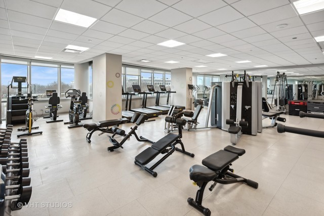 1211 S Prairie Avenue Unit: 3401