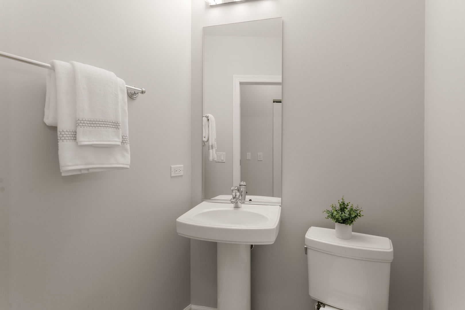 1211 S Prairie Avenue Unit: 3401