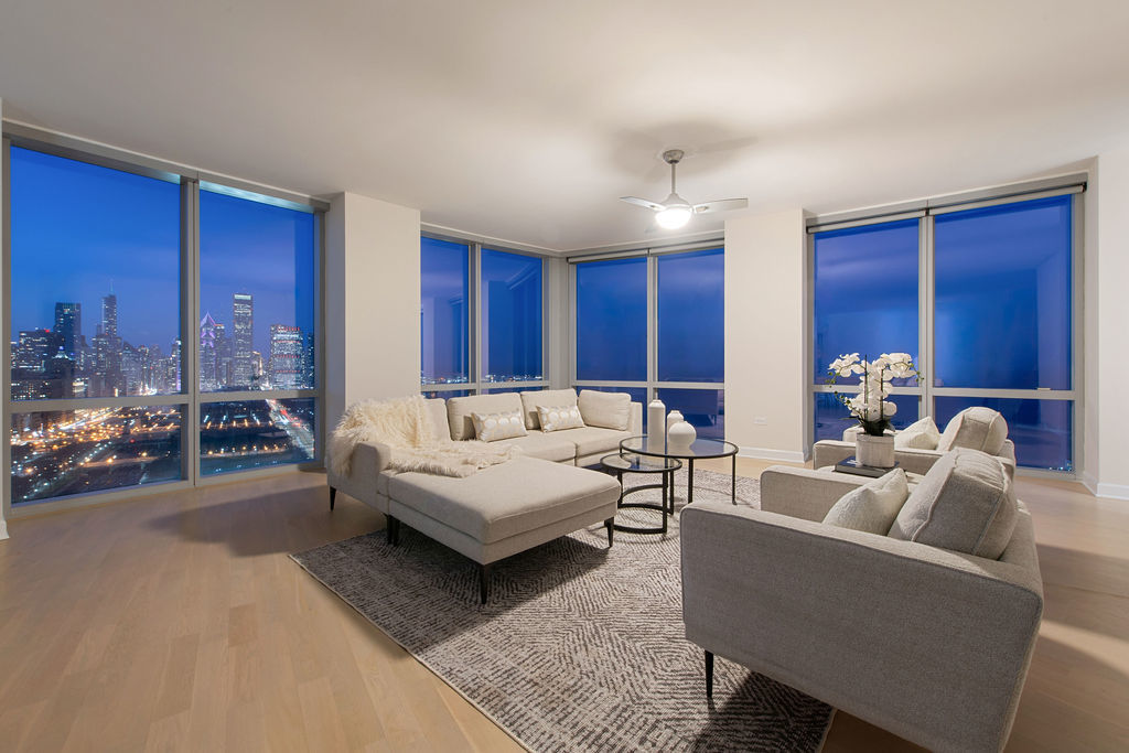 1211 S Prairie Avenue Unit: 3401