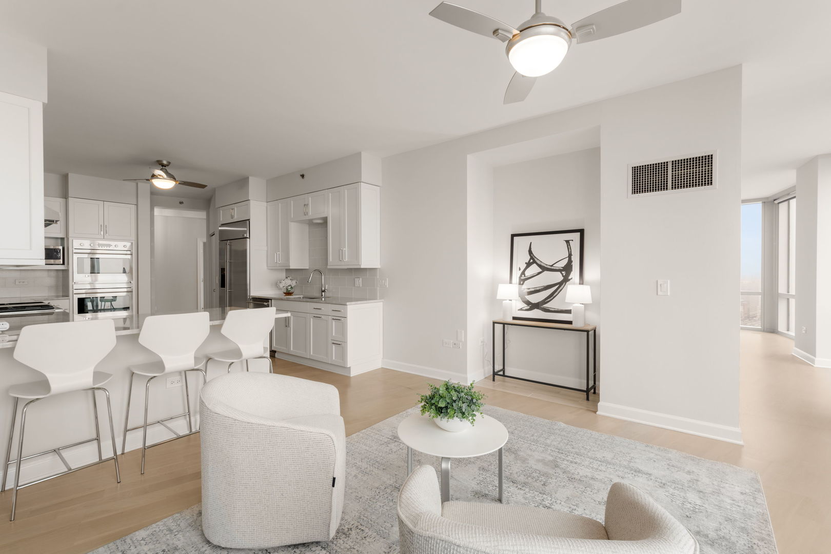 1211 S Prairie Avenue Unit: 3401