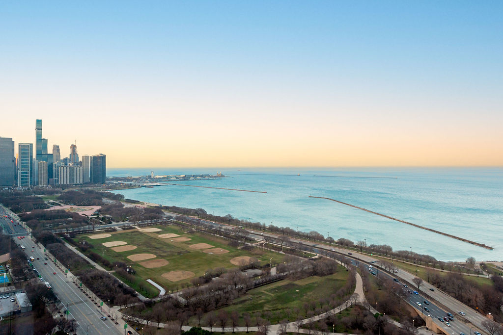 1211 S Prairie Avenue Unit: 3401