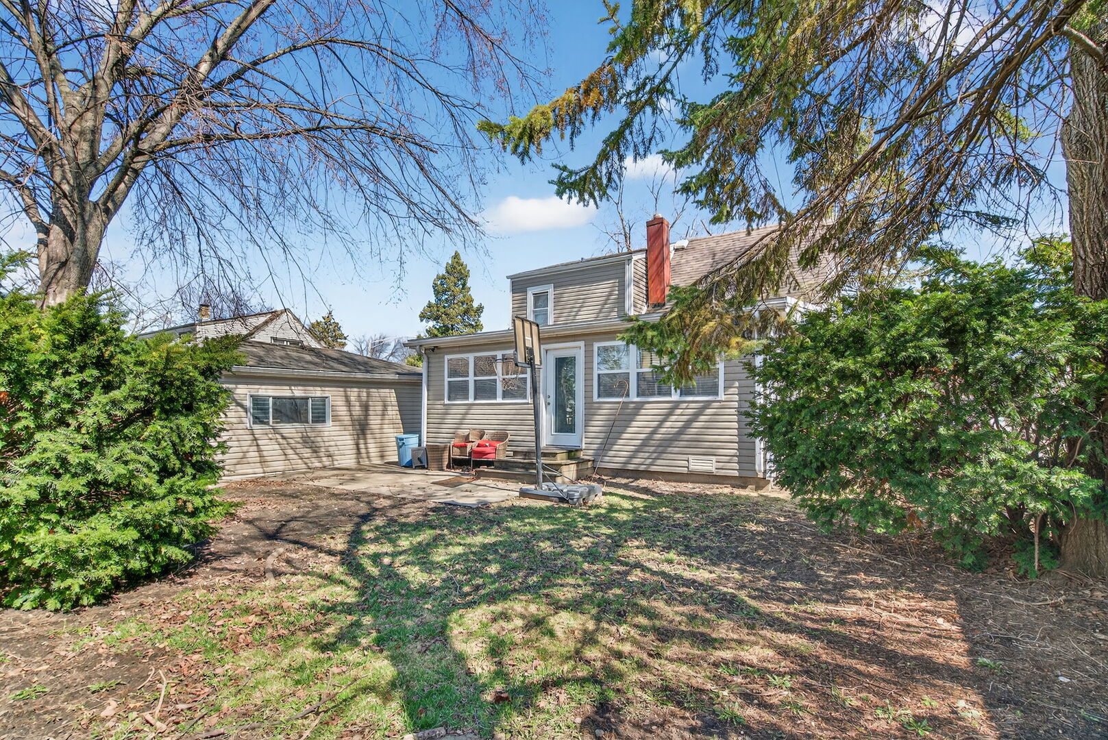 2634 Silver Creek Drive