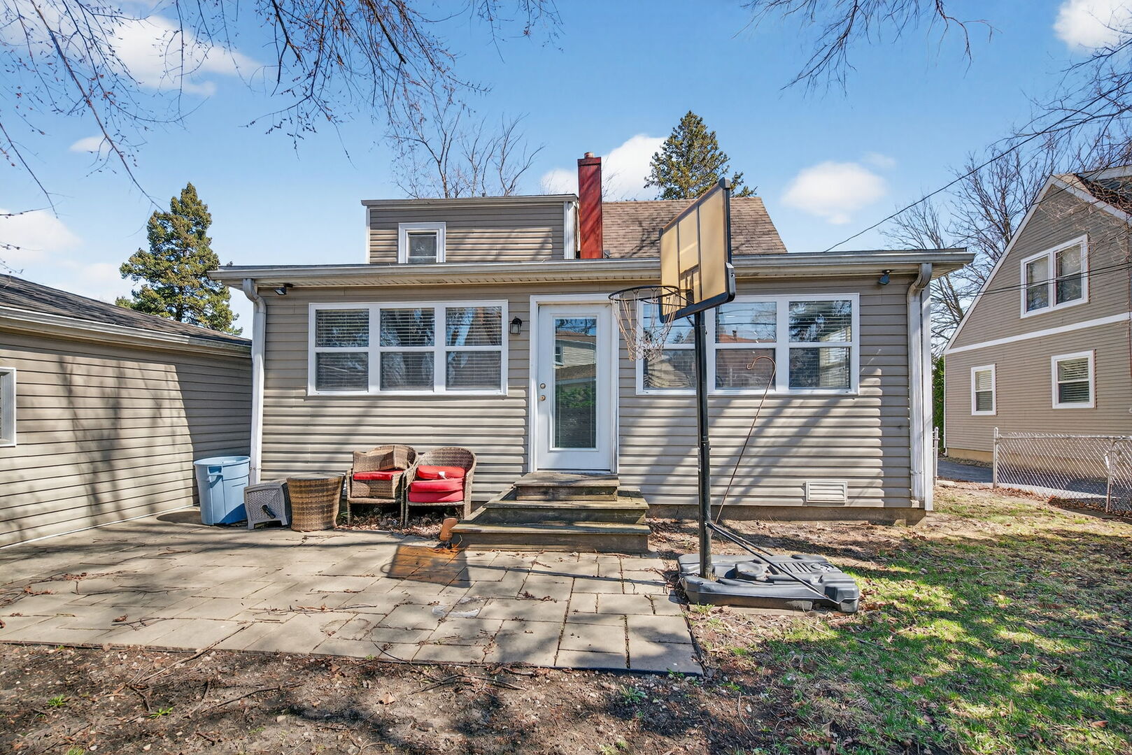 2634 Silver Creek Drive