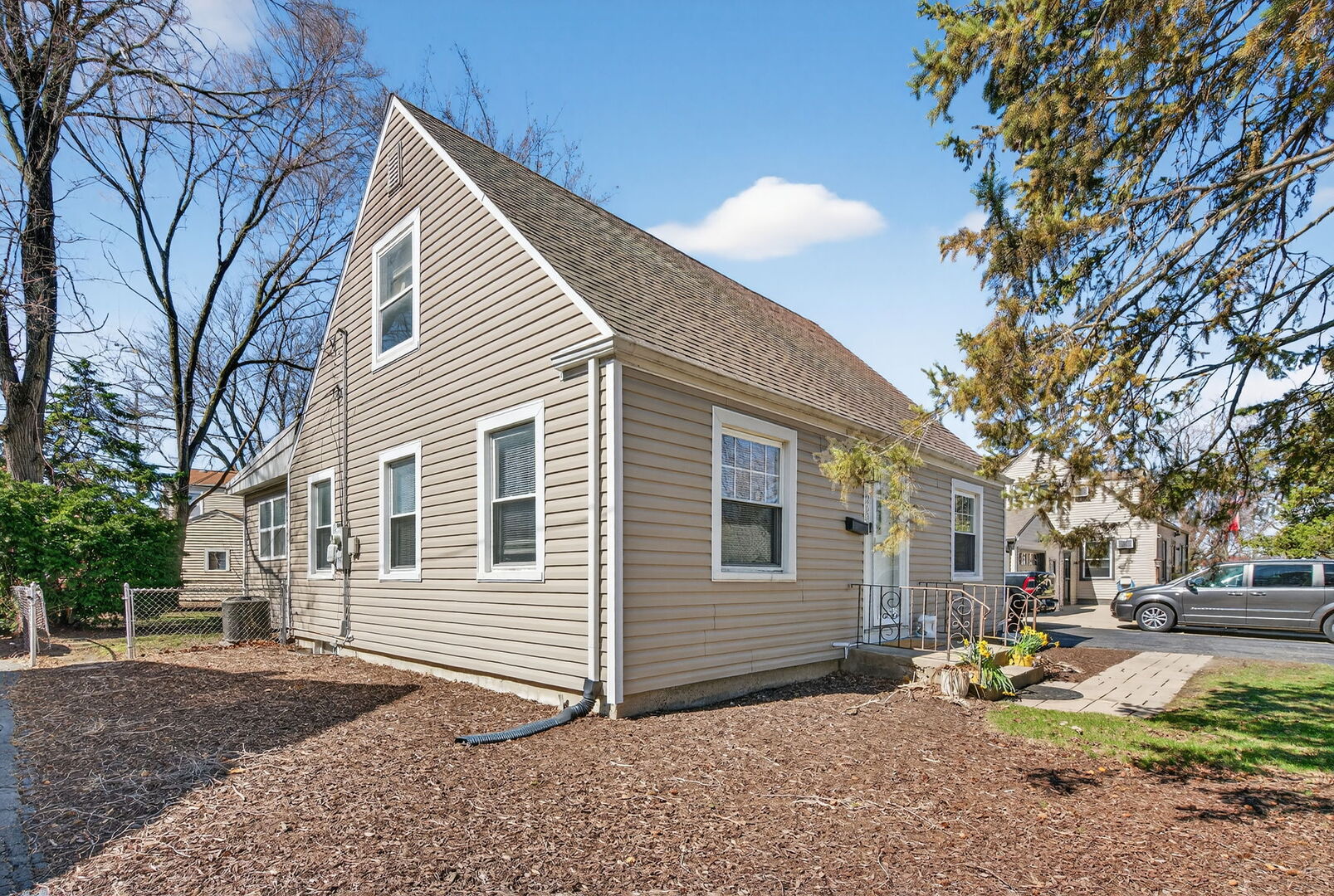 2634 Silver Creek Drive