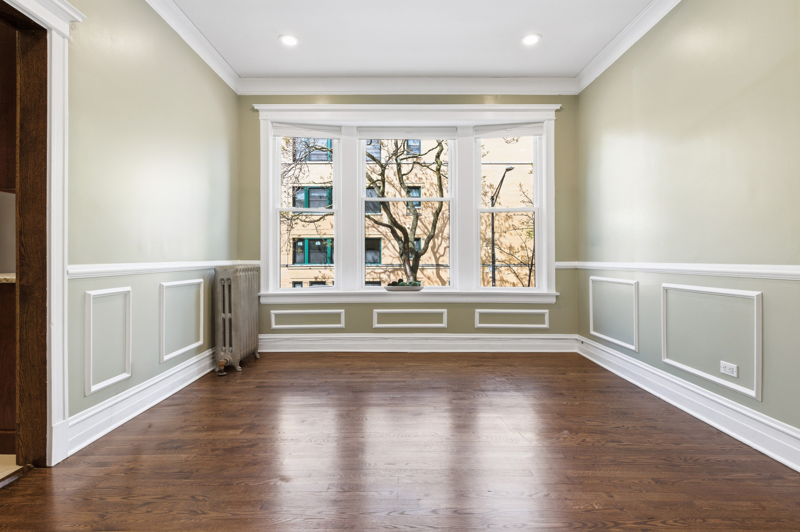 559 W Fullerton Parkway Unit: 1W
