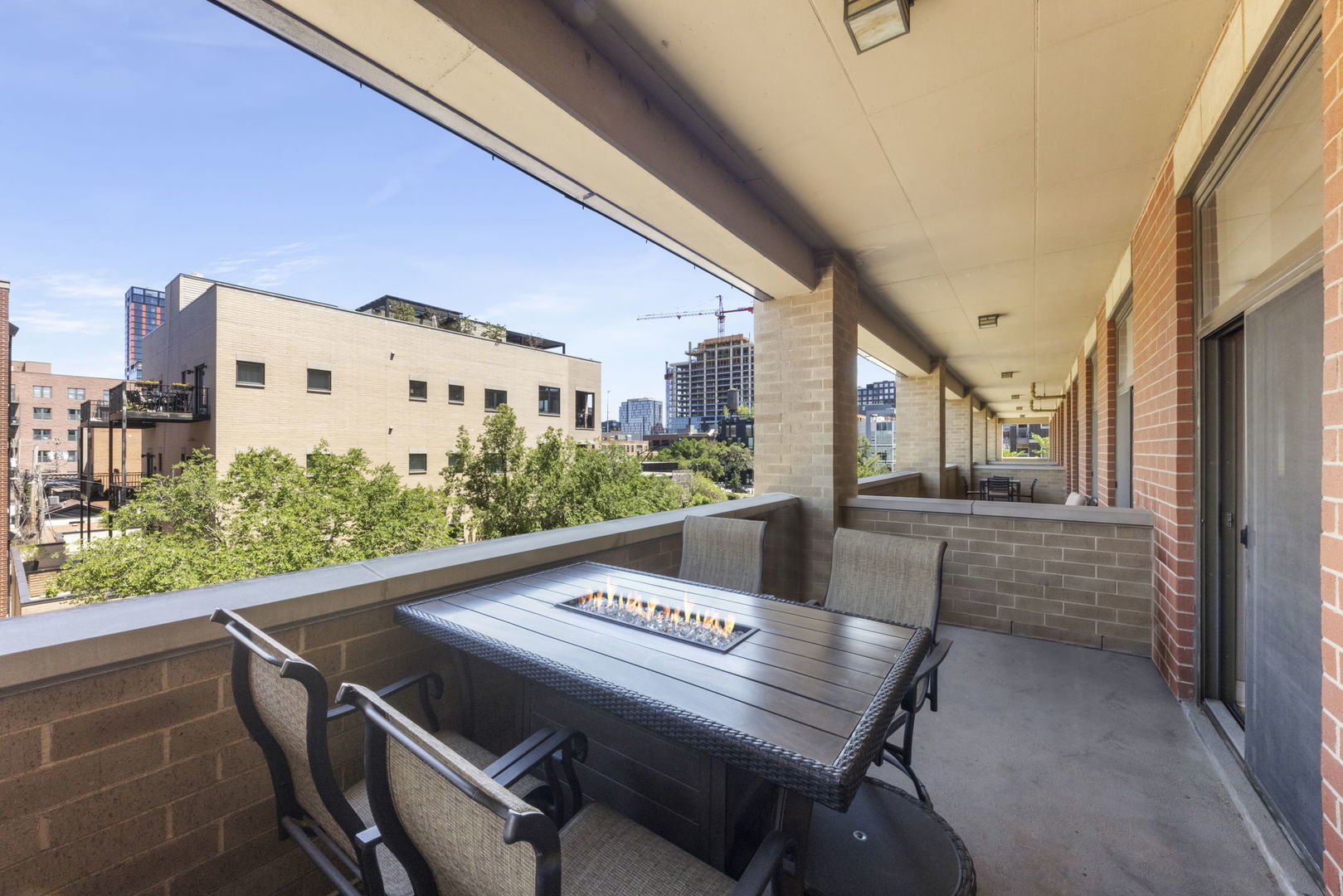 1301 W Madison Street Unit: 305