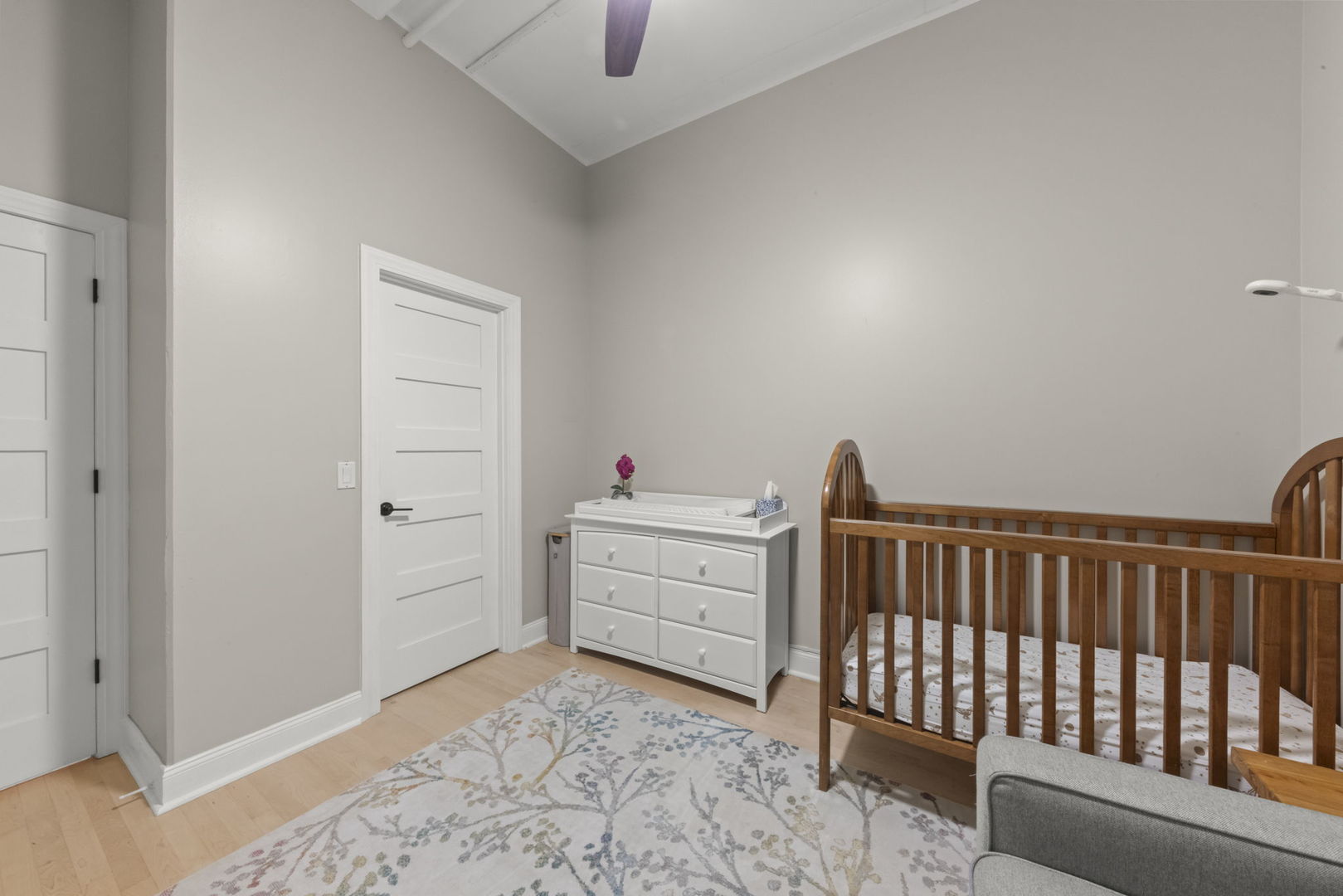 1301 W Madison Street Unit: 305