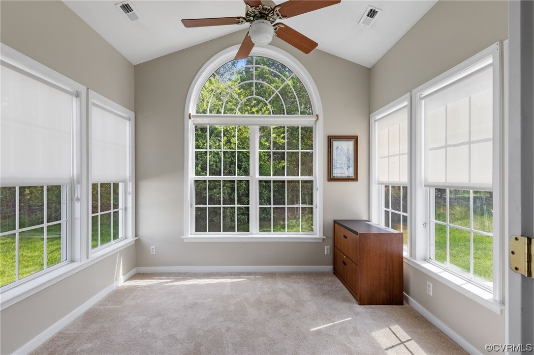 4220 English Holly Cir