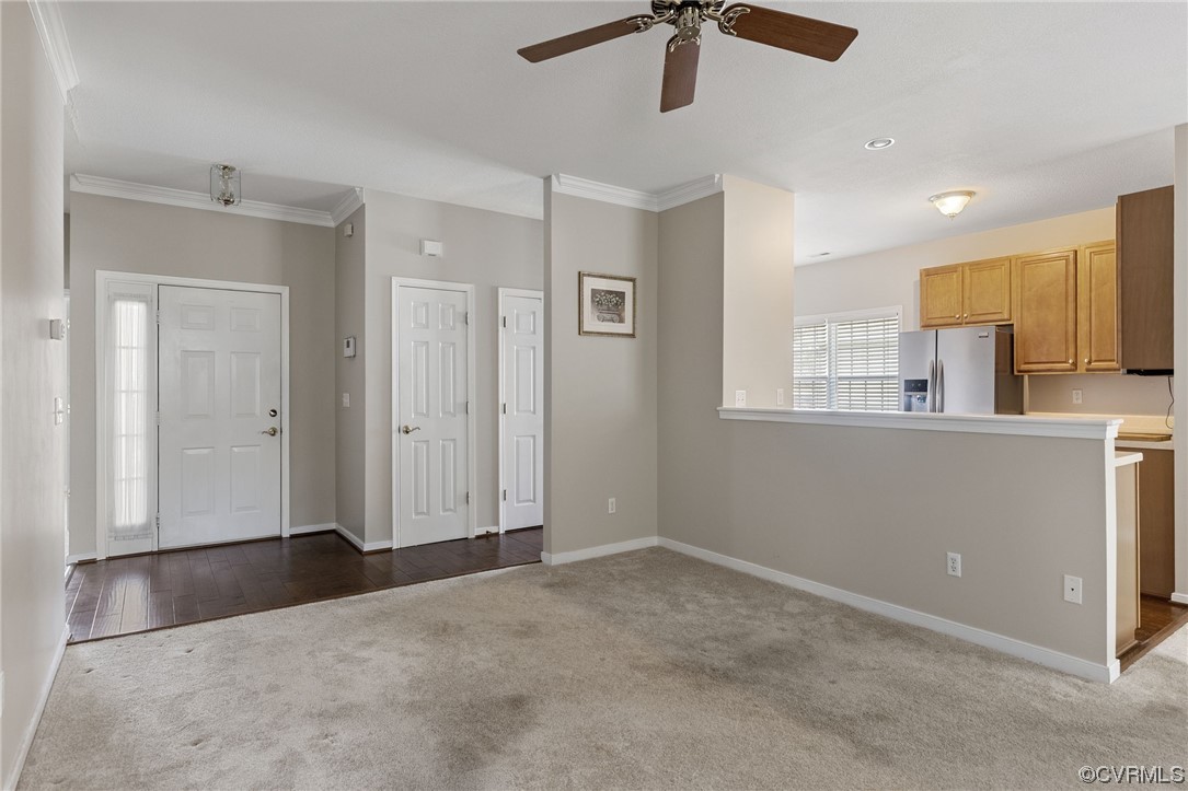 4220 English Holly Cir