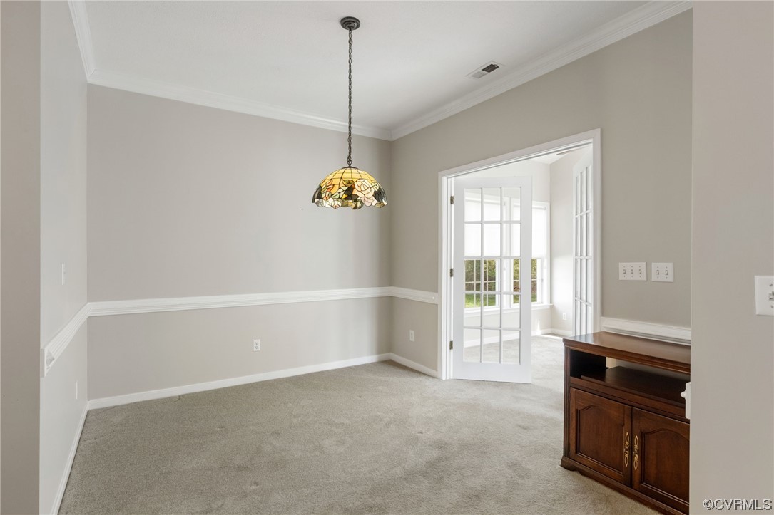 4220 English Holly Cir