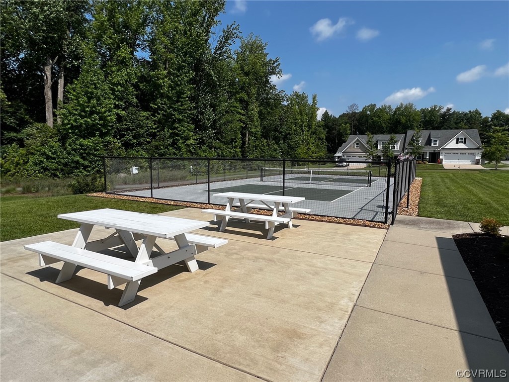 7232 Cherry Leaf Way