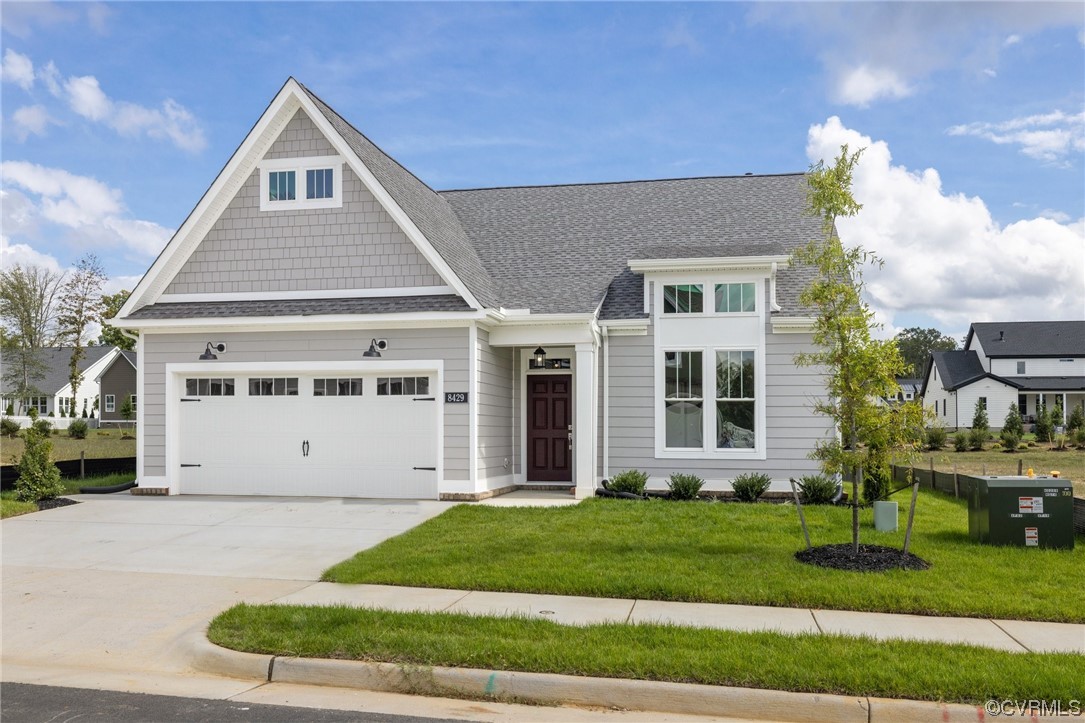 8429 Chimney Rock Dr