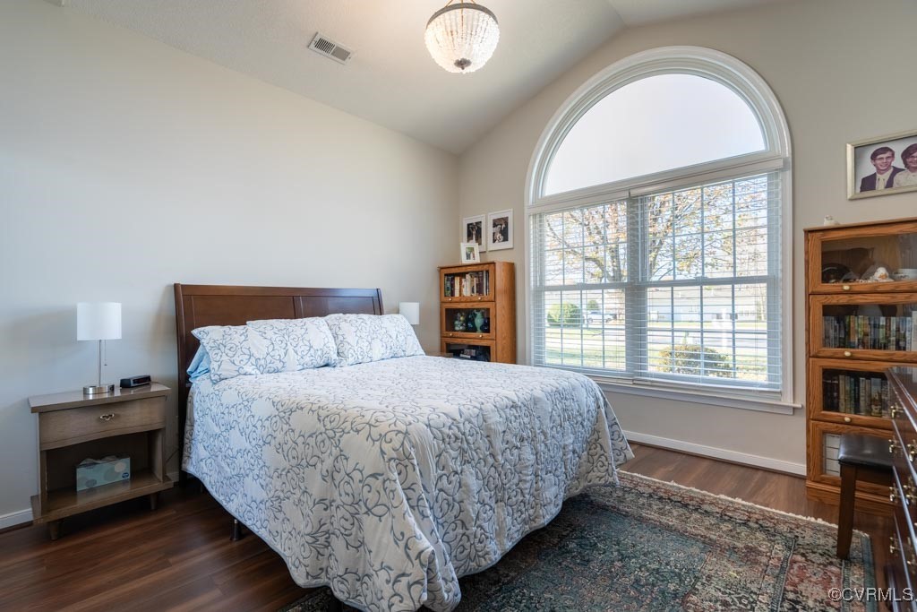 4232 English Holly Cir