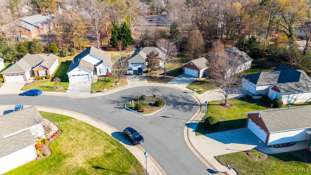 4232 English Holly Cir