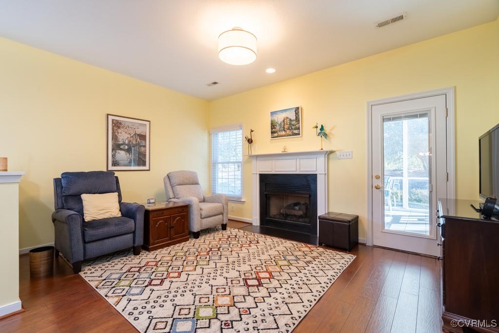 4232 English Holly Cir