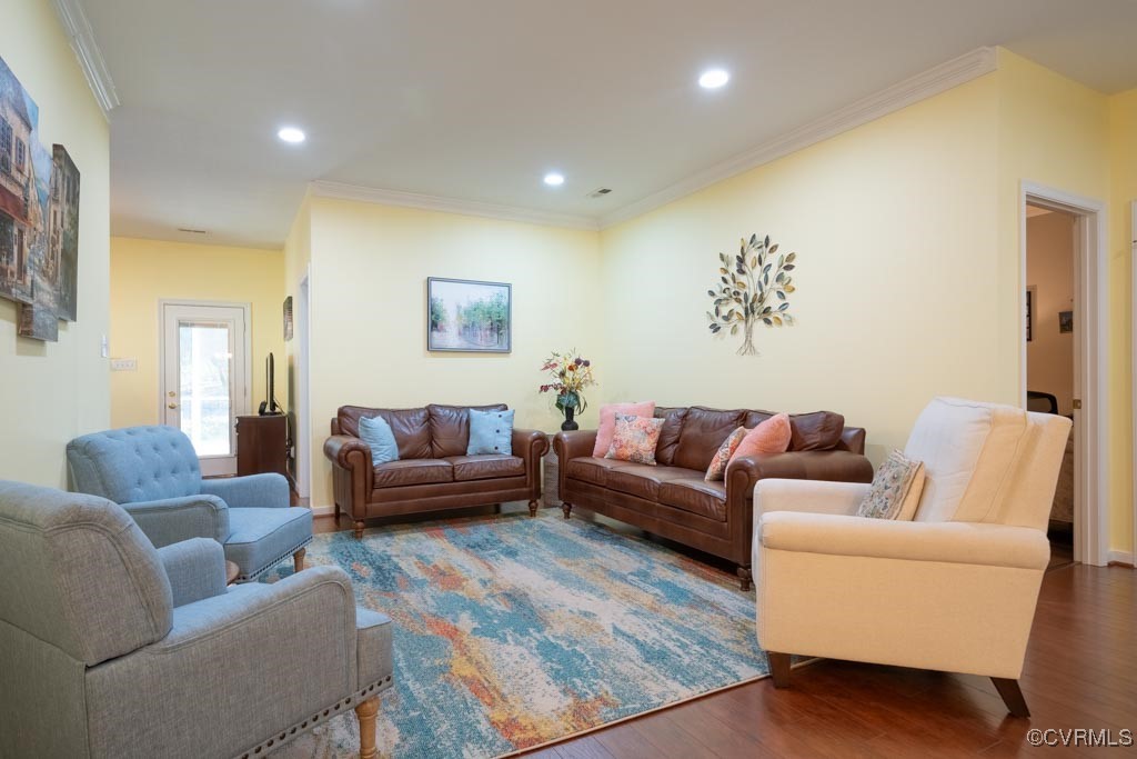 4232 English Holly Cir