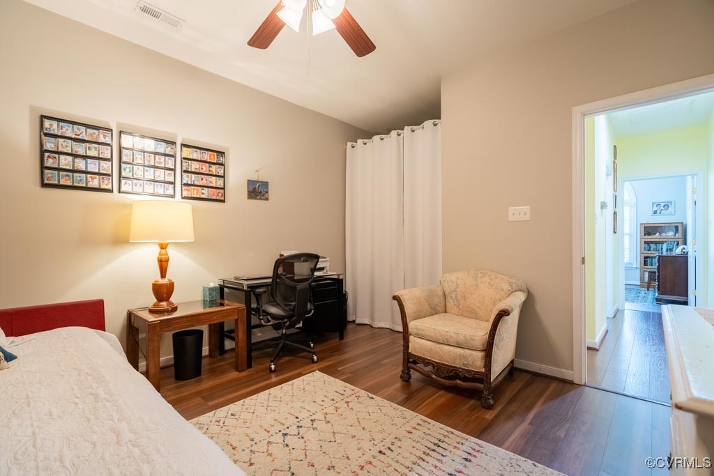 4232 English Holly Cir