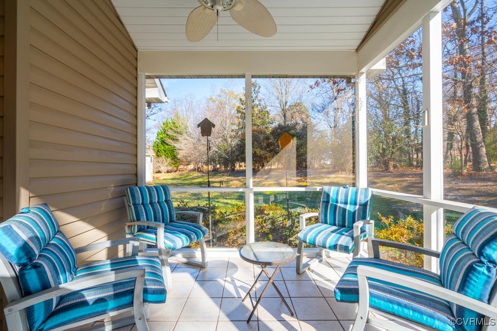 4232 English Holly Cir